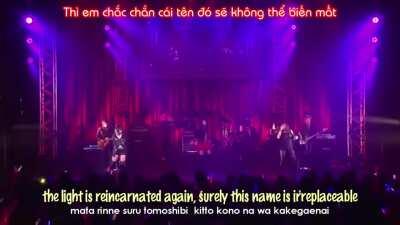 I noticed that y'all showed much love on a concert video I posted before so have fun with this one!