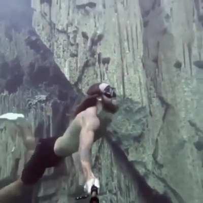 Jackson Groves free diving.