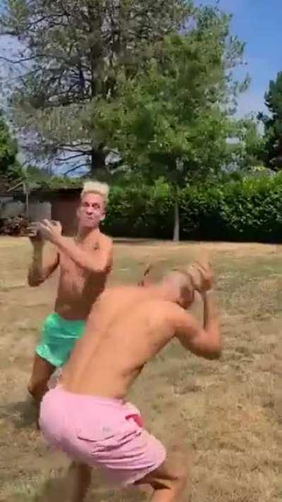 This is a great way to meet DaVinky