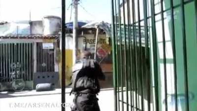 Close shave. Brazil 🇧🇷