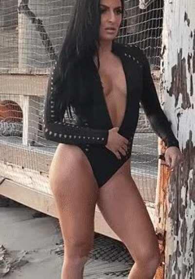 Sonya Deville is 🔥