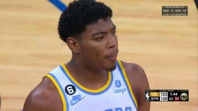 [Highlight] Jalen Brunson gets the basket after refs call a goaltend on Rui. Play reviewed. Call overturned. Blocked at apex.