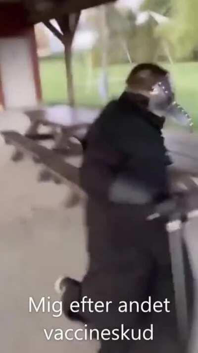 Flyt dig, tæve, gå ud af min vej