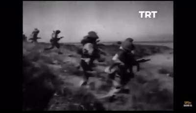 Kıbrıs Barış Harekatı&rsquo;nın 47. yıl d&ouml;n&uuml;m&uuml; &ldquo;Bir gece ansızın gelebilirim&rdquo; eşliğinde kutluyoruz bug&uuml;n!