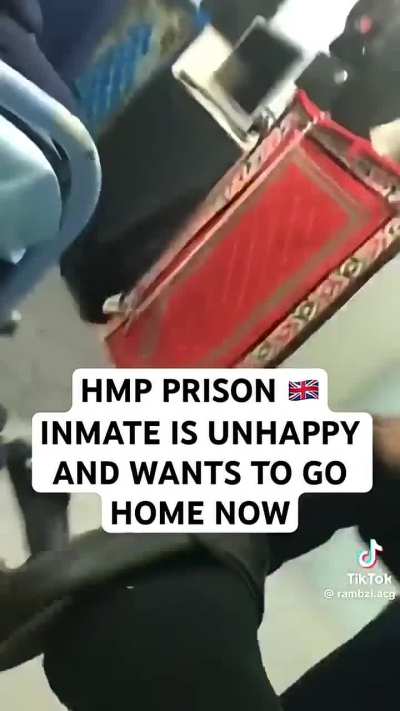 Twin H helps yute being bullied in HMP