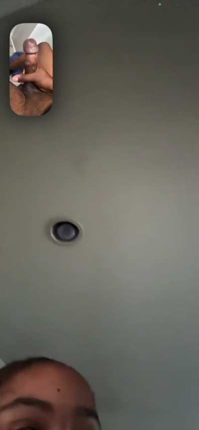 She sexy as hell 😍😩