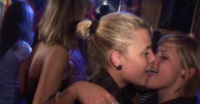 Let’s Have a Party (4)