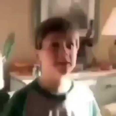 Tipico te despiertas y esta sting dispuesto a sacarte la conchetumadre