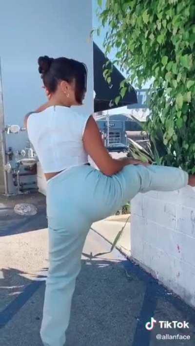 Booty shake