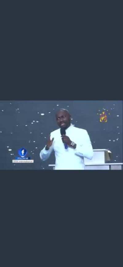 This is probably how Drake views those ‘Drake is the type’ jokes