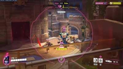 I hardly see anyone use this spot, its free real estate