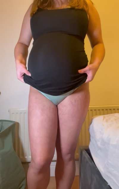 Can you believe how big my Preggo Baby bump is… FYI 40 Weeks +