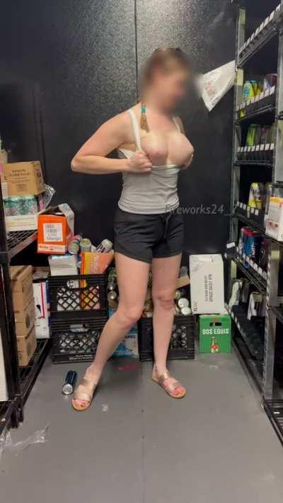 It was pretty nipply in the beer cooler at the convenience store [GIF]