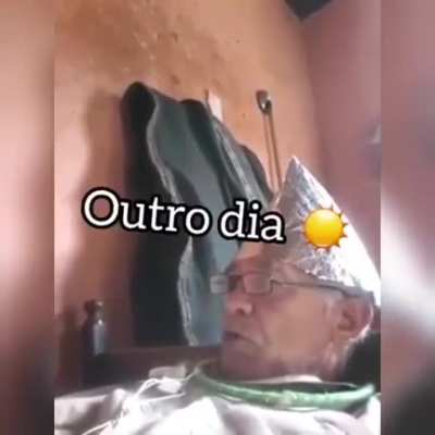 Seu Nilson do slime após encontrar o Monark