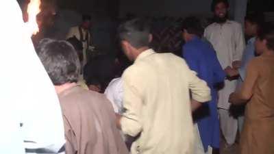 Свадьба всегда собирает много тупиц в одном месте