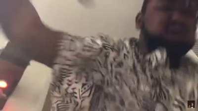 Niko teaching ''demonsbane'' to ohma