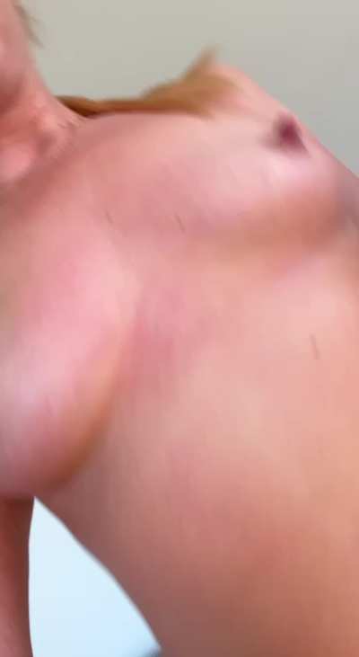 I could tease my milf body all day