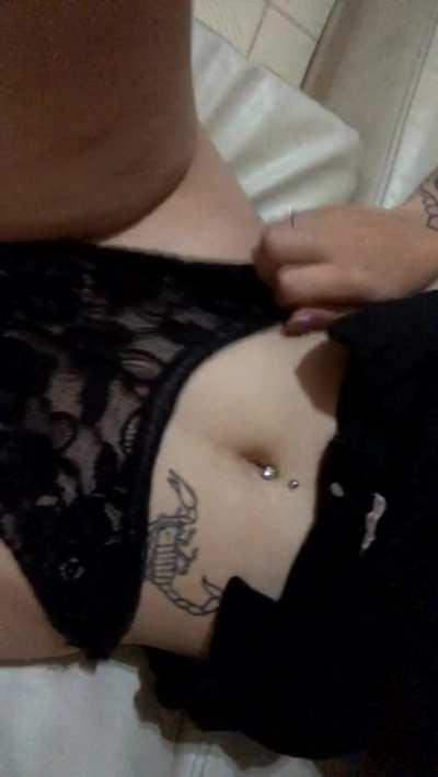 do you want to see amateur content from a bad latina? I'm active. suscribe for FREE to my Onlyfans! link in comments