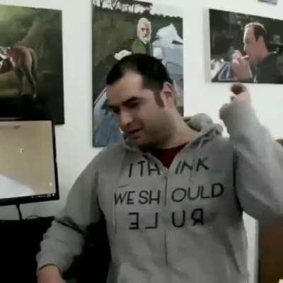 Darkrai cuando iba al colegio