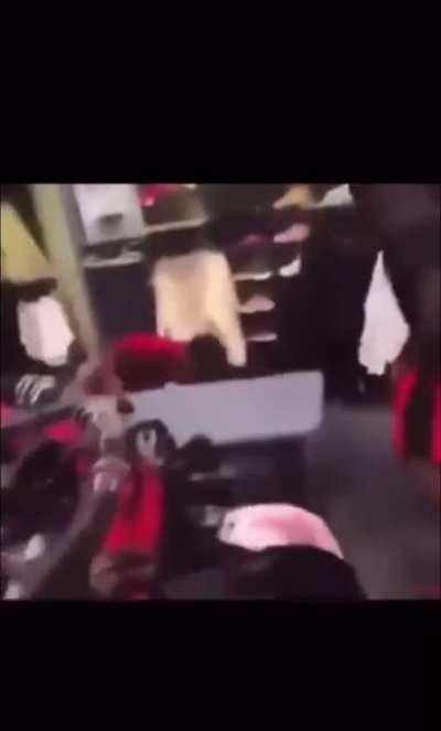 LMAOO ts bout funny asf foolio a bitch 🤣🤣🤣