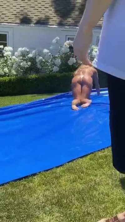 Sommer sliding with her big wet ass