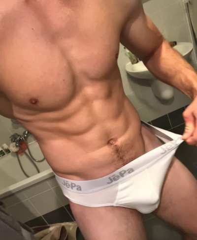 worship my great body, you can't resist it 😈