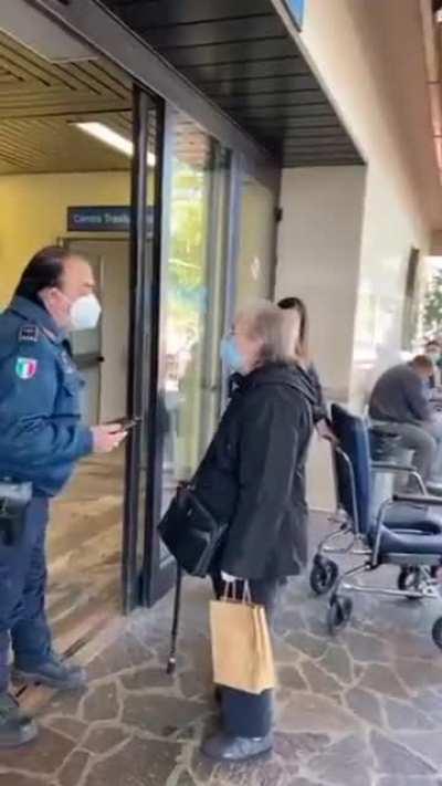 Medical apartheid in action as this Italian woman is refused entry for diabetes treatment, because she doesn’t have a vaccine passport. Praise Fauci!!! (69,000 MBUH)