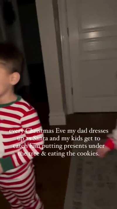 let’a make this christmas a memorable one