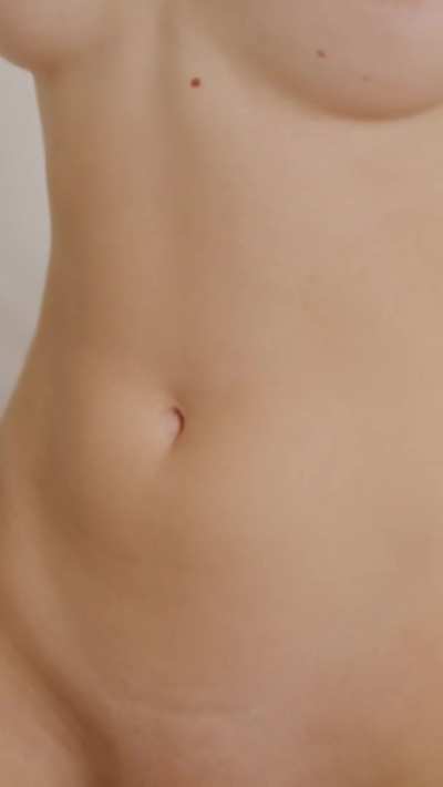 Lesbians face sitting