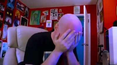 Orslok cuando ve que su chat no se ríe cuando dice maricón 😳👉👈