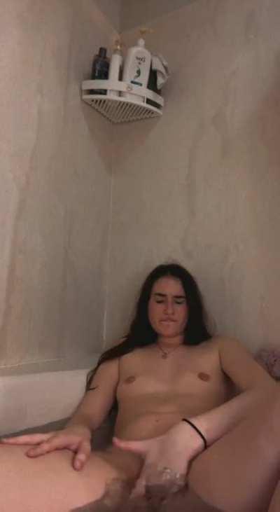 Feeling extra playful today [18F]