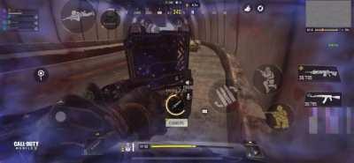 I noticed that the zone was closing over the tunnel so I took a risk that I might get stuck outside the final circle and went in. Luckily I was the only one in the tunnel, would have loved to see those other players faces!