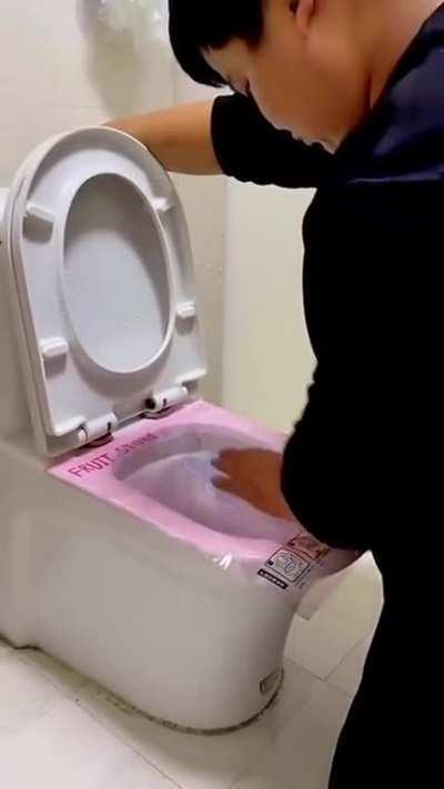 to unclog the toilet