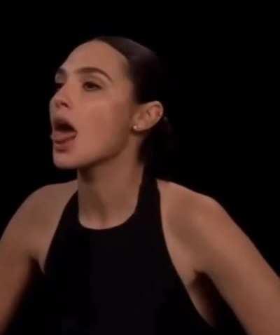 Imagine Gal Gadot doing this to your balls