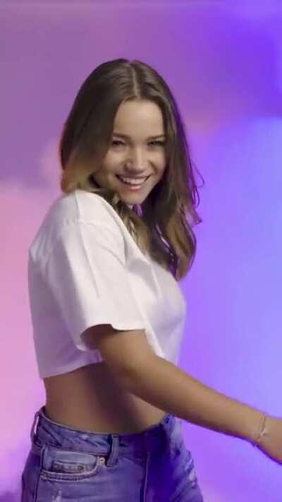 Werbe-TikTok für ihr Parfüm vom 14.11.2020