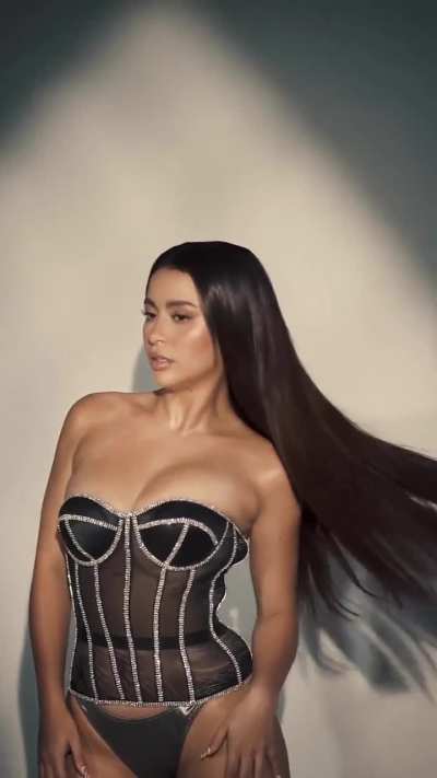 Certified MILF katawan palang masarap na