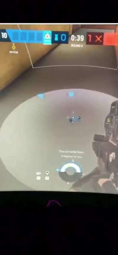 Thorn deploying her gadgets