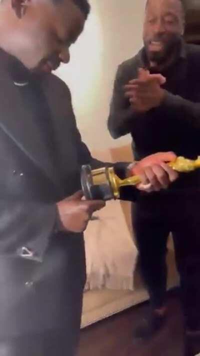 Kaluuya and the lads celebrating his Oscar win