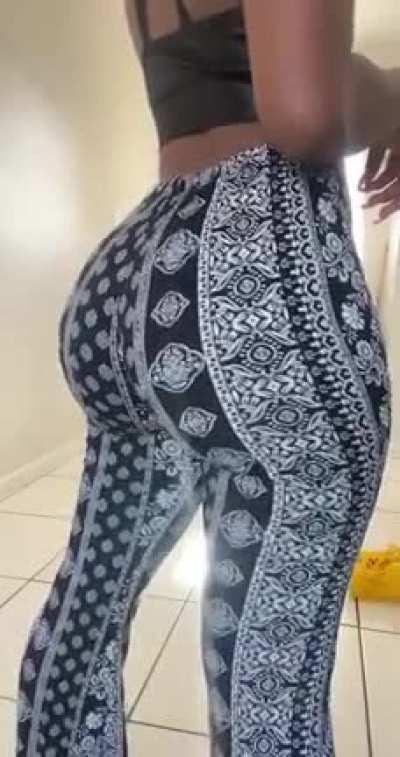 slow motion natural booty