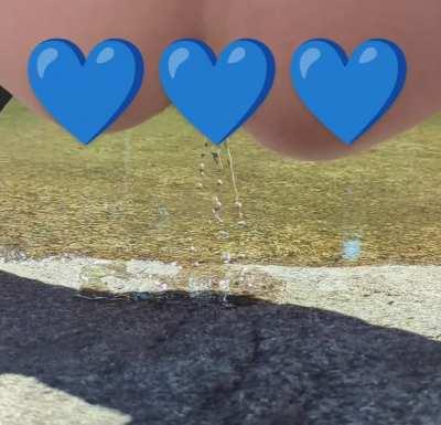 Hard squirt after fucked outdoors