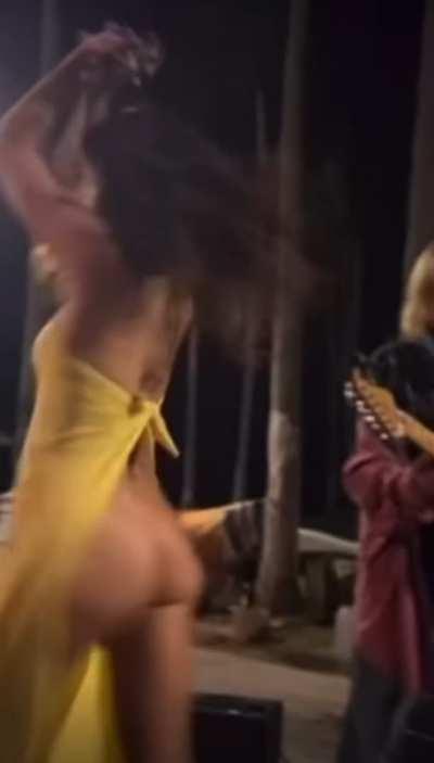 Dancing GIF by chay216