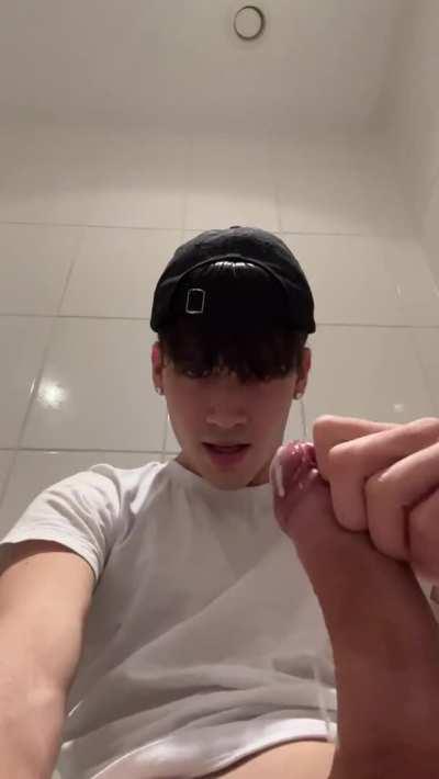 rubbing the tip feels so good