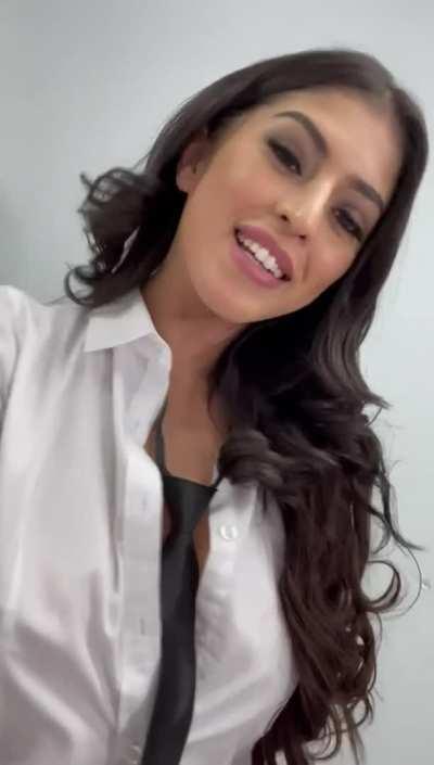 🟣 a schoolgirl is being examined by a doctor 🟣 | Sophia Leone by RealJamVR