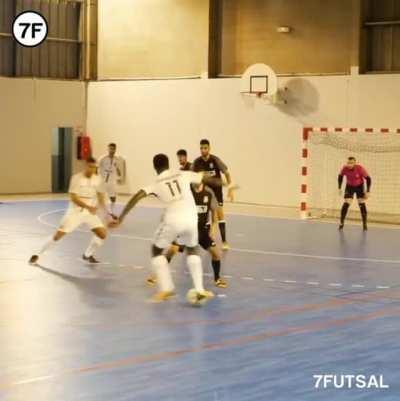 Brilliant V-Move 🥶🔥 w/ Souheil Mouhoudine, IG: accsfutsal, 7futsal