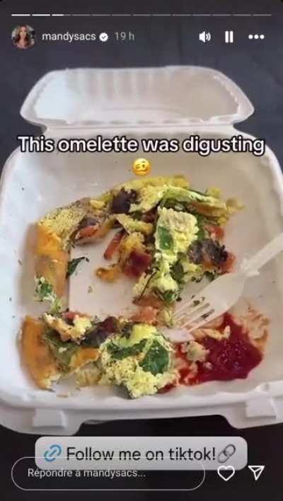 Mandy Rose's airport journey