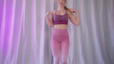 Scarlet Chase is making me leak with an ass and body like that !!!