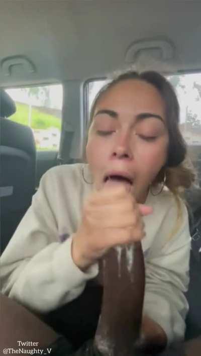 The way she strokes it all out 🥴