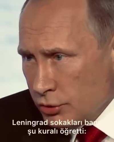 su gotverenin siyasi durusuna hayranim