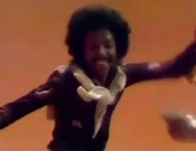 Bruce getting jiggy ain't he?😂