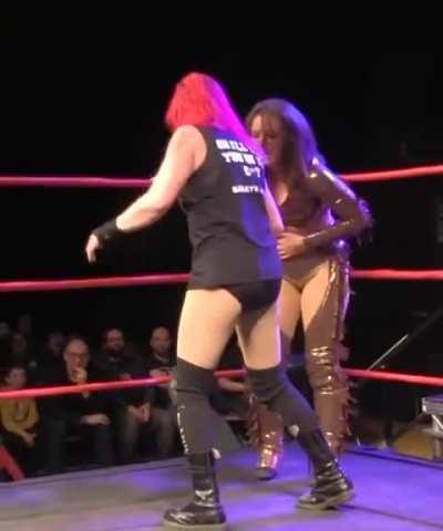 Saraya Knight knows how to punch cute women stomach